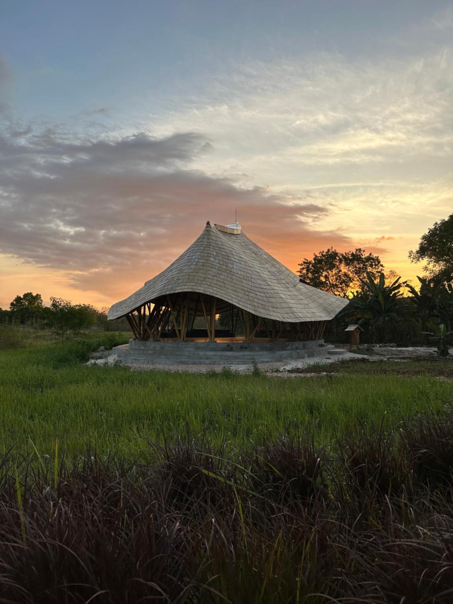 Maringi Sumba By The Sumba Hospitality Foundation Waikelo Zewnętrze zdjęcie