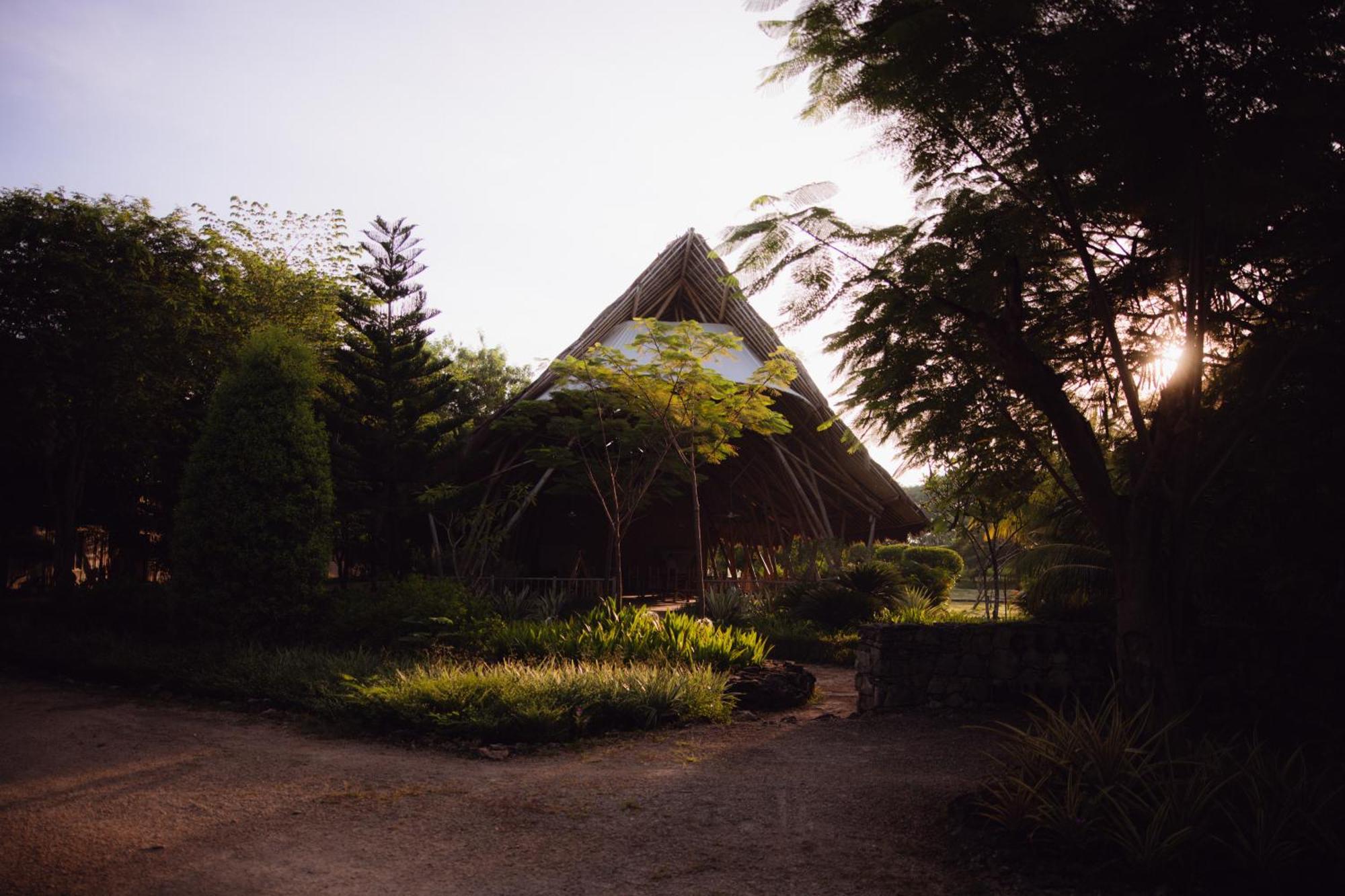 Maringi Sumba By The Sumba Hospitality Foundation Waikelo Zewnętrze zdjęcie